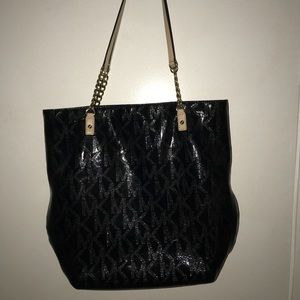 LIKE NEW Michael Kors Patent Leather Tote